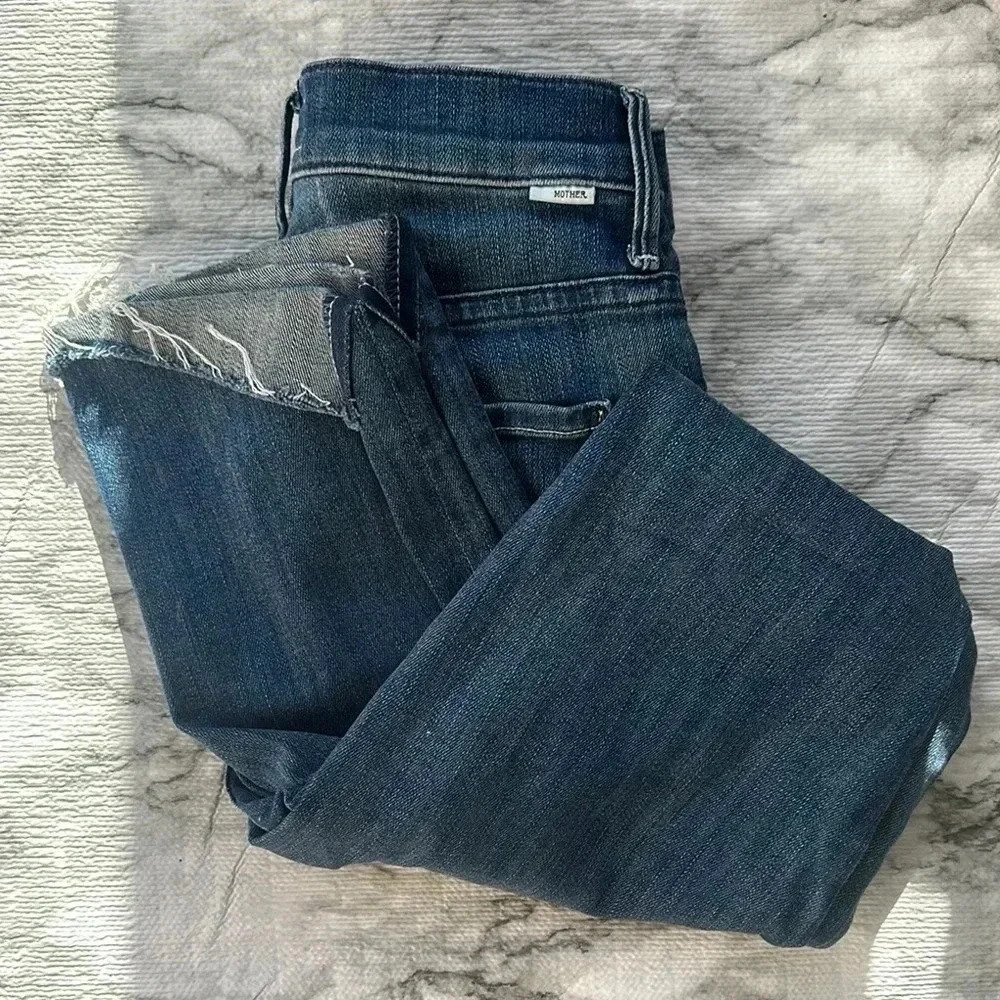 MOTHER // High Waisted Rascal Ankle Slit Flip - Picture 4 of 9